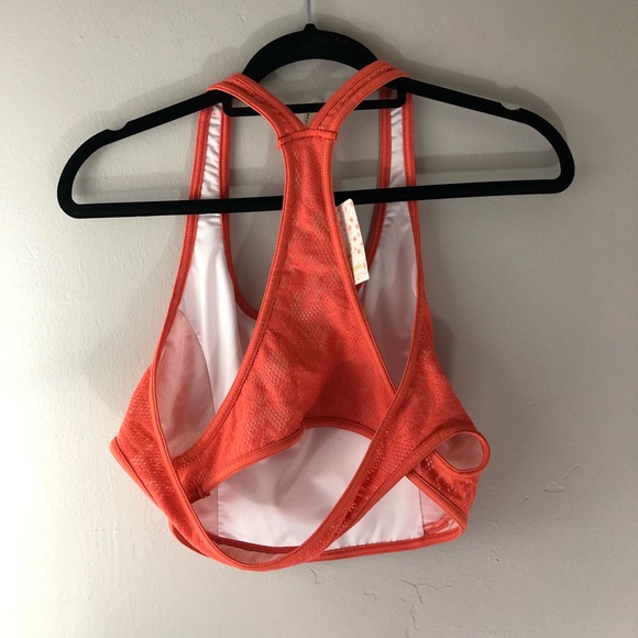 Free people sports bra/crop top - Picture 6 of 9